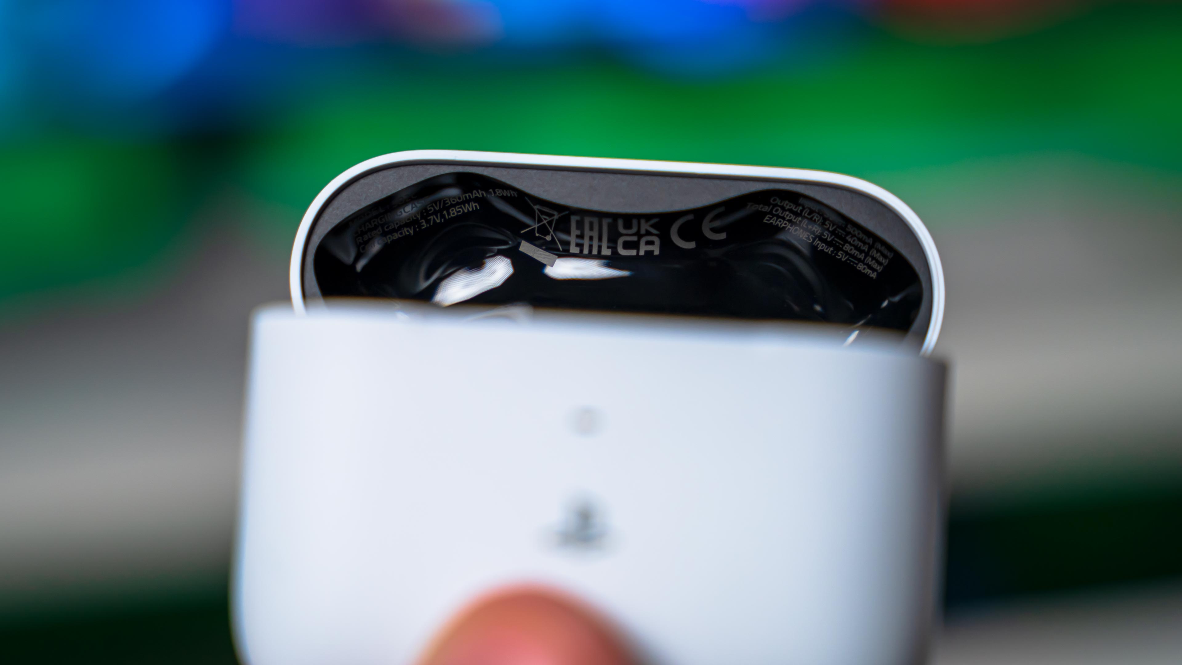 Razer Hammerhead Hyperspeed PlayStation Earbuds (7)