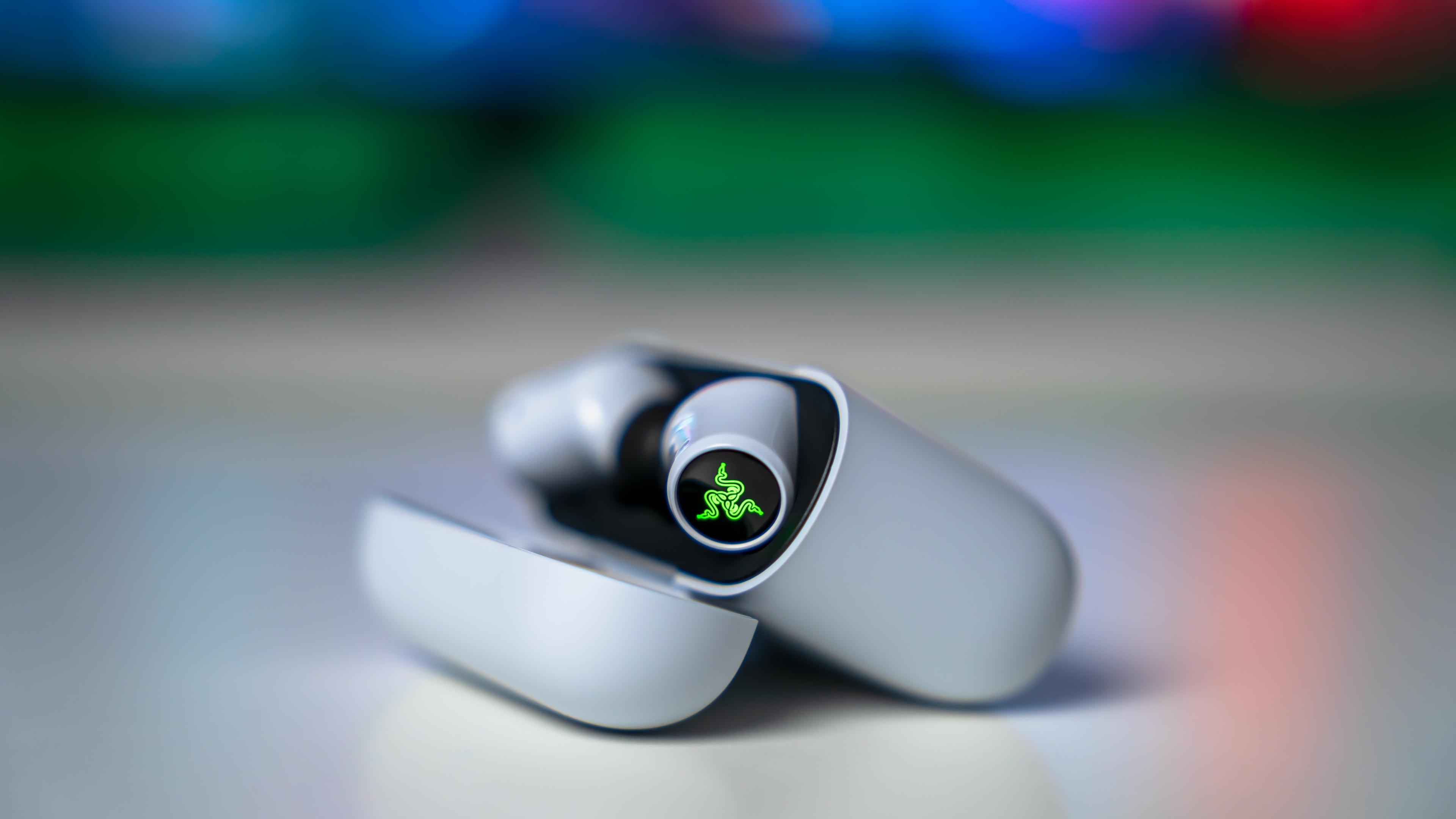 Razer Hammerhead Hyperspeed PlayStation Wireless Earbuds (8)