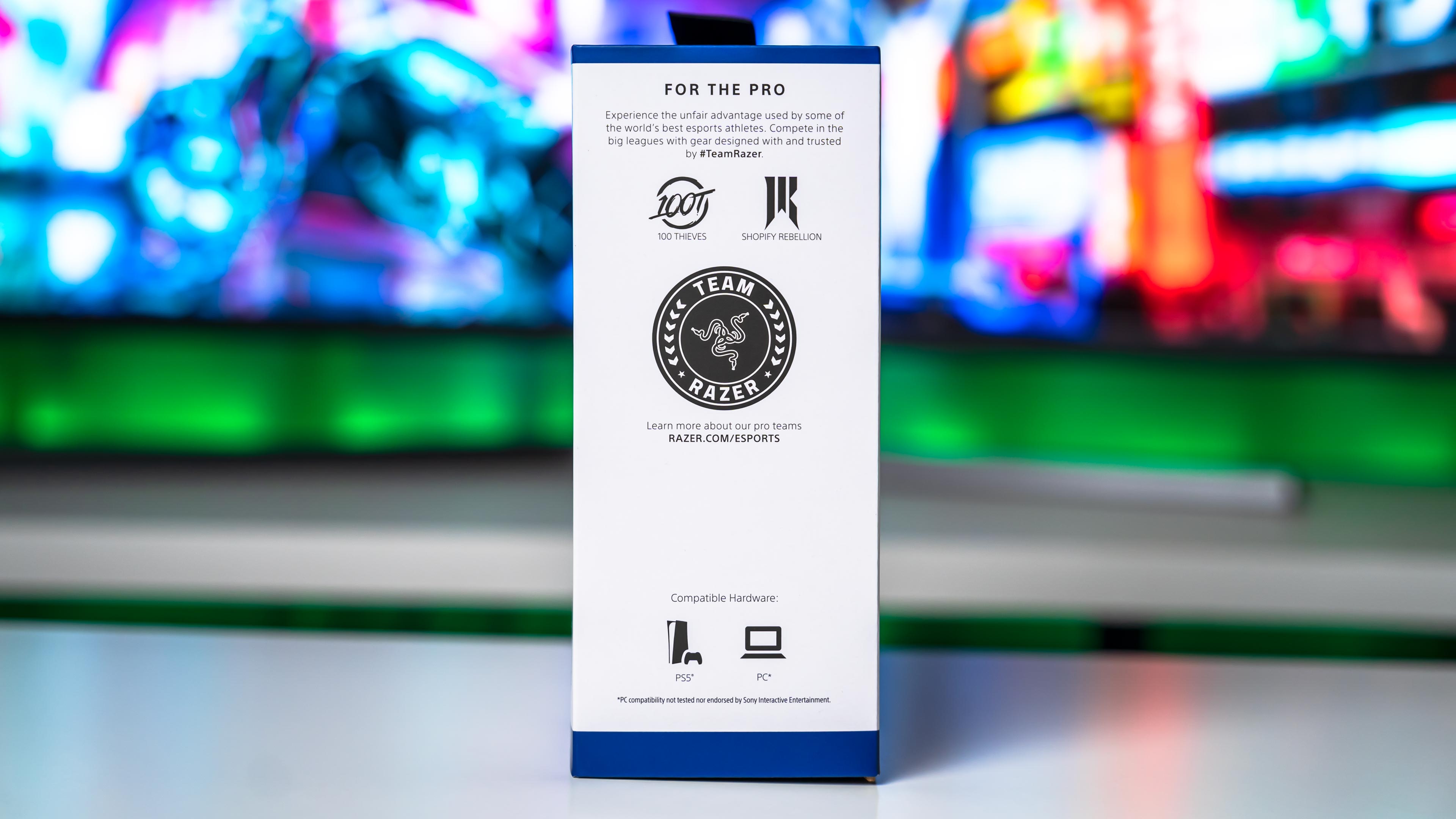 Razer Raiju V3 Pro Box (3)