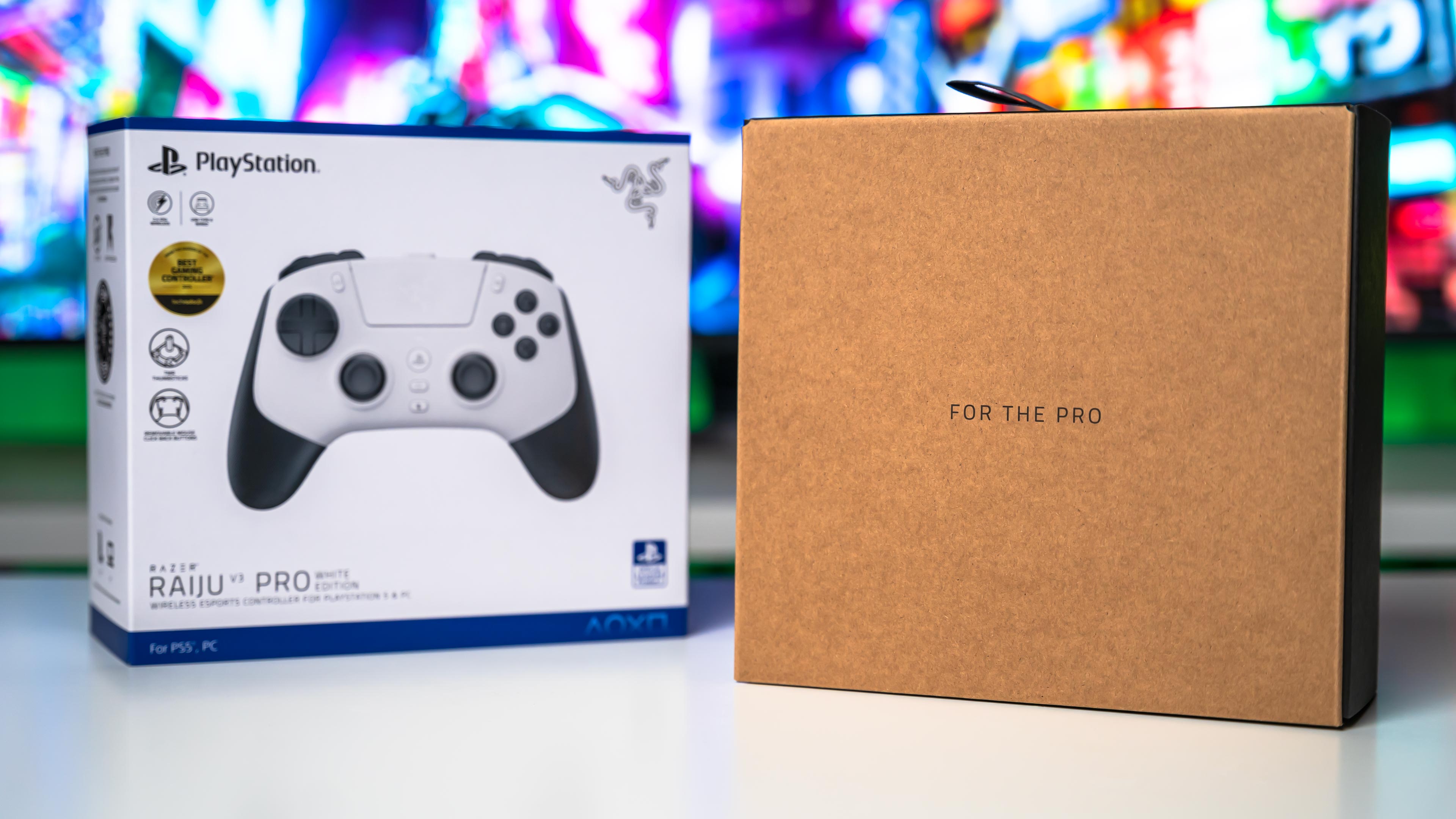 Razer Raiju V3 Pro Box (6)