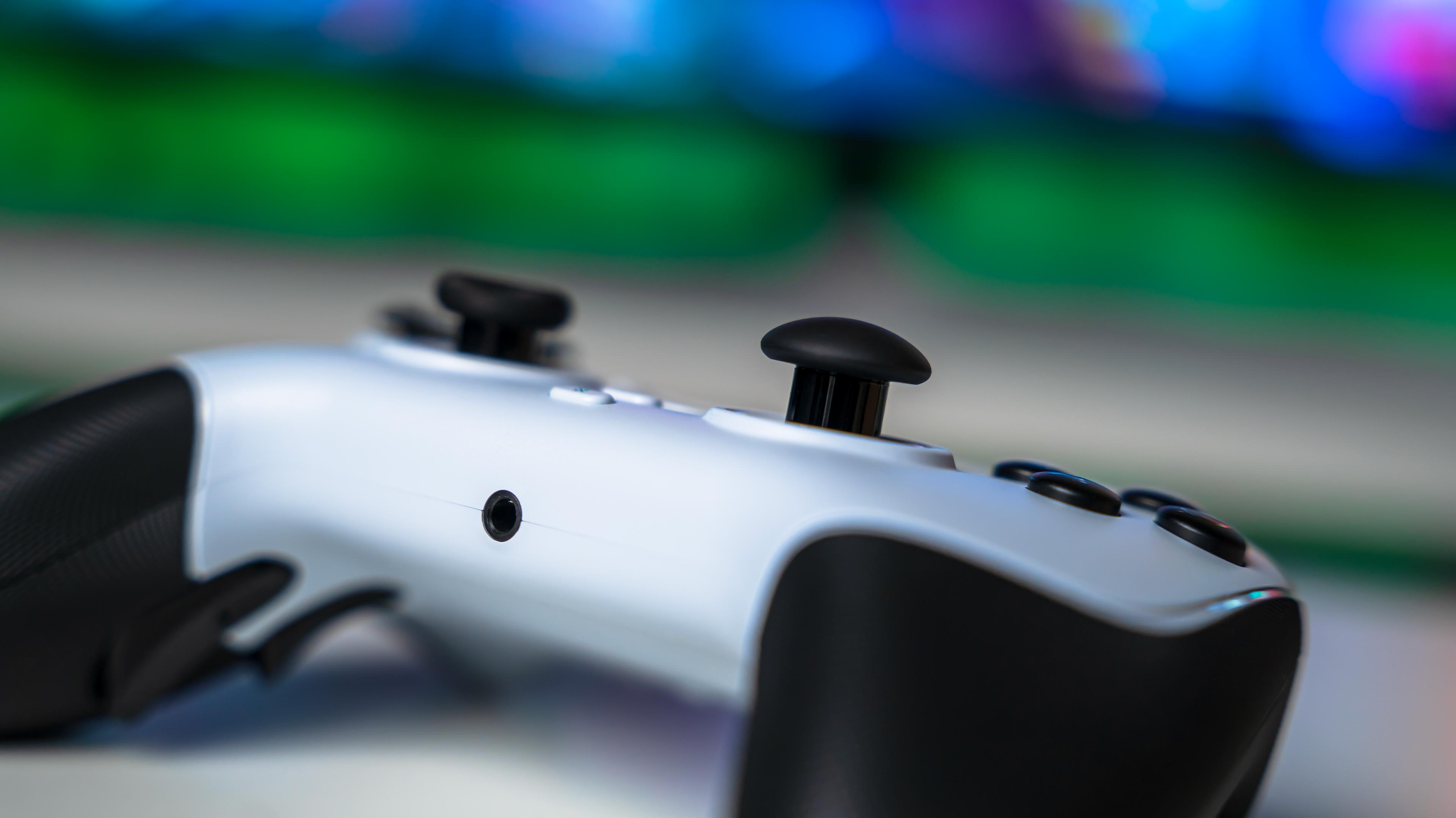 Razer Raiju V3 Pro Gamepad (19)