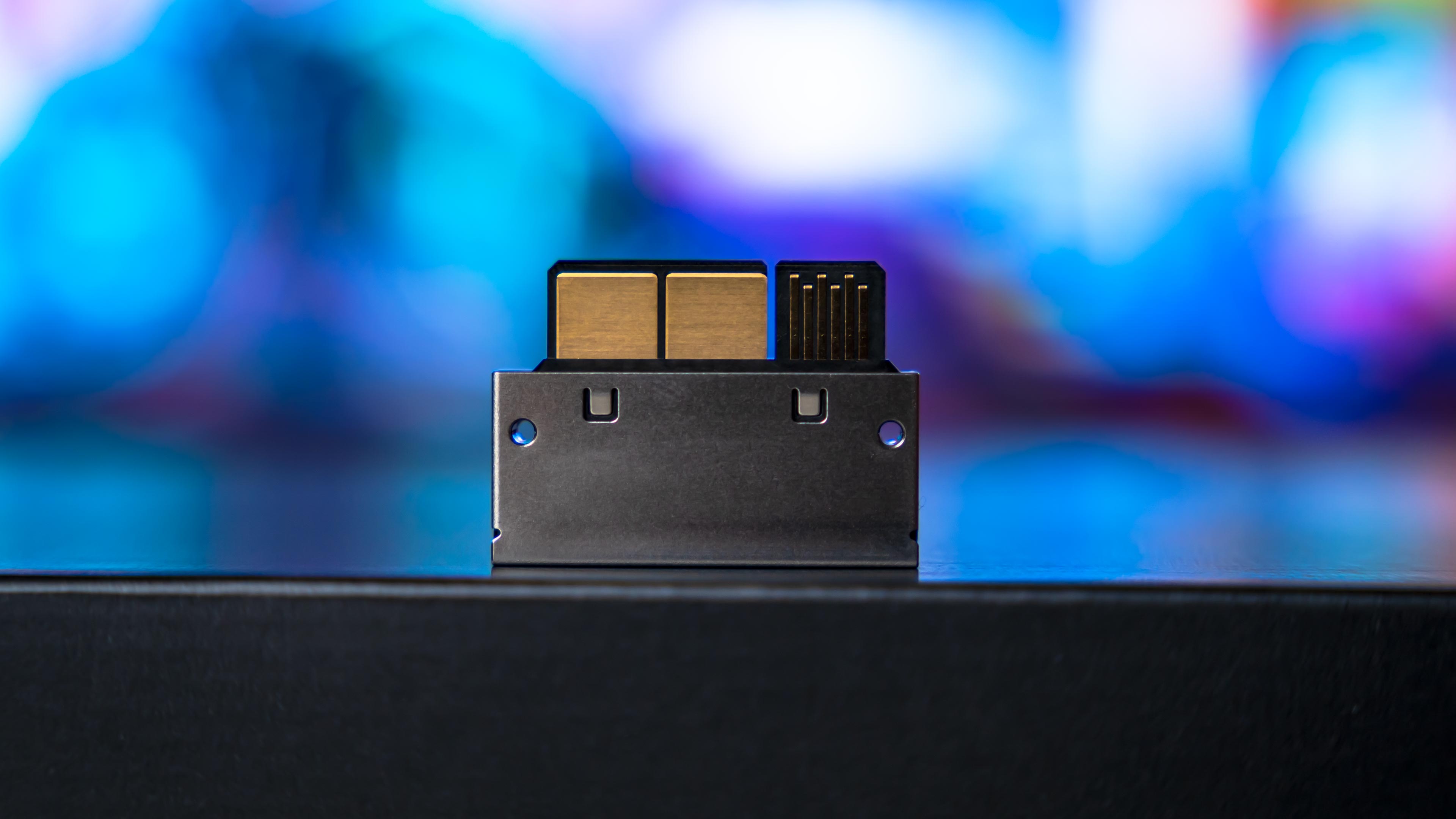 ASUS ROG Astral RTX 5090 BTF Edition Box (20)