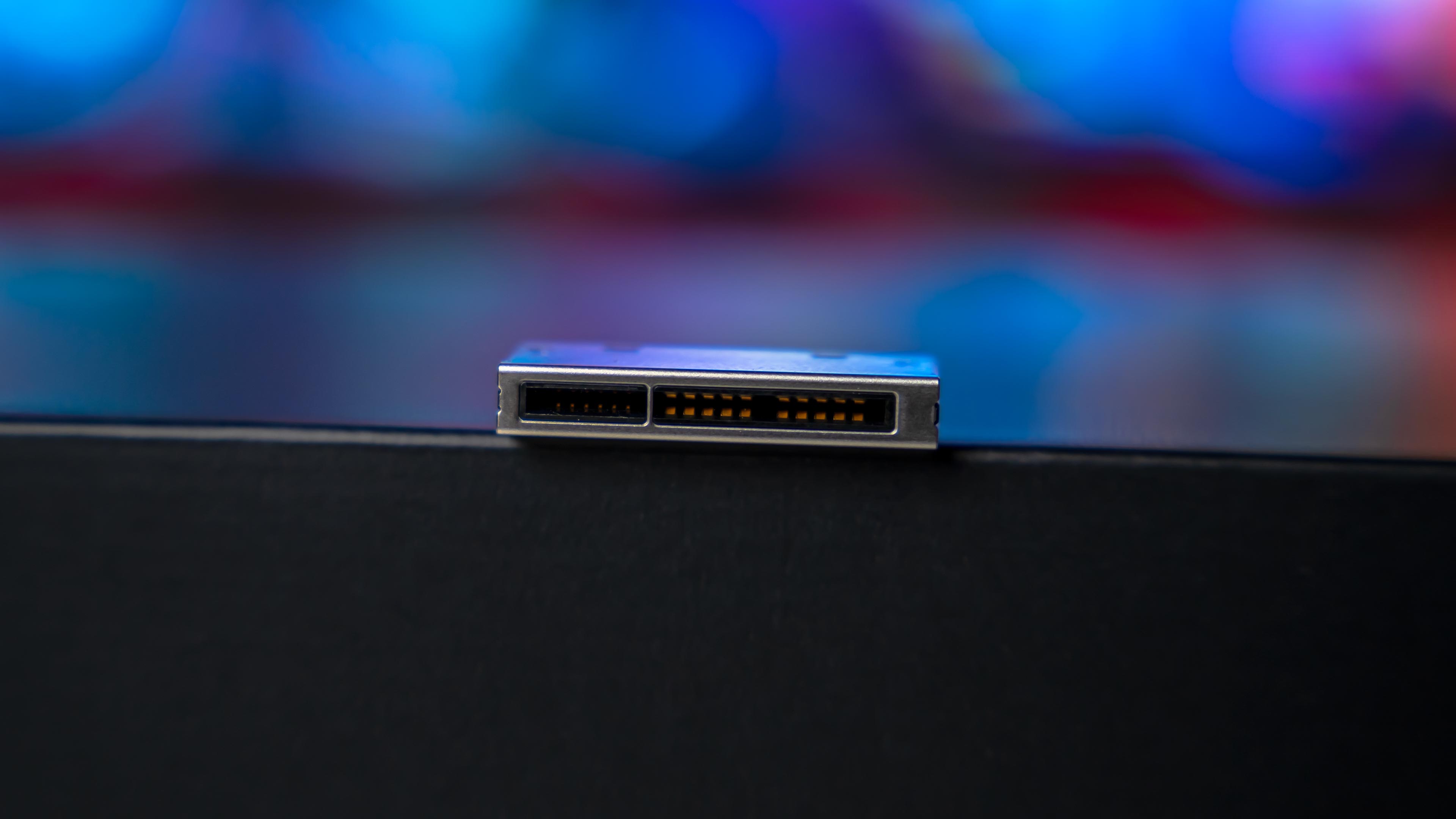 ASUS ROG Astral RTX 5090 BTF Edition Box (22)