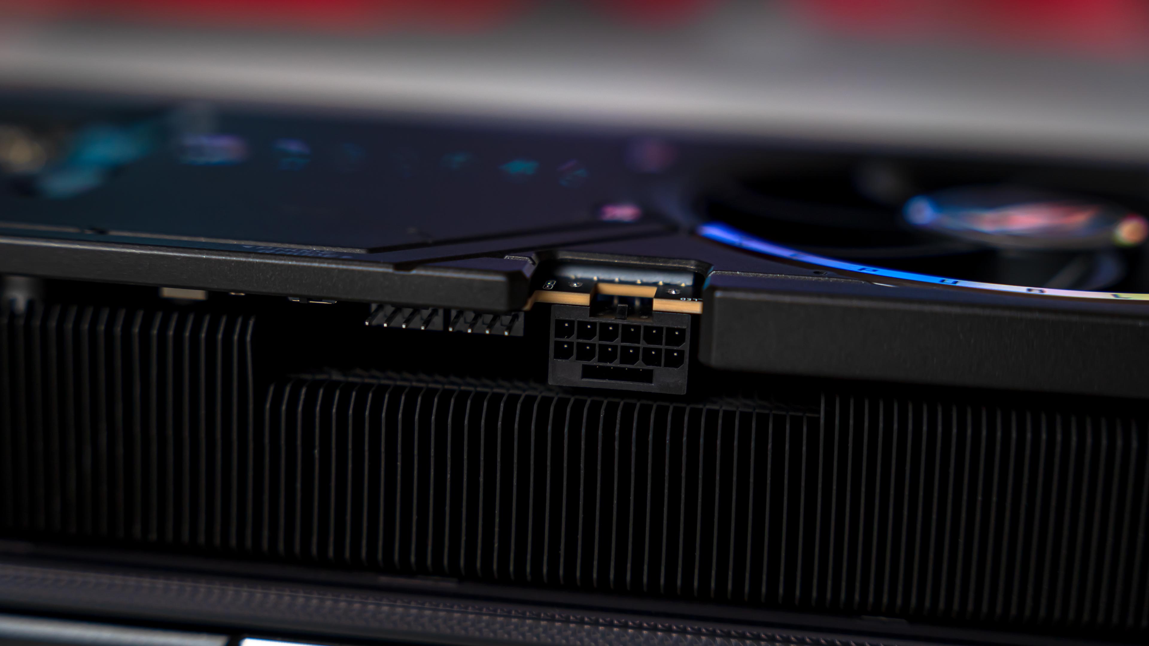 ASUS ROG Astral RTX 5090 BTF Edition GPU (18)