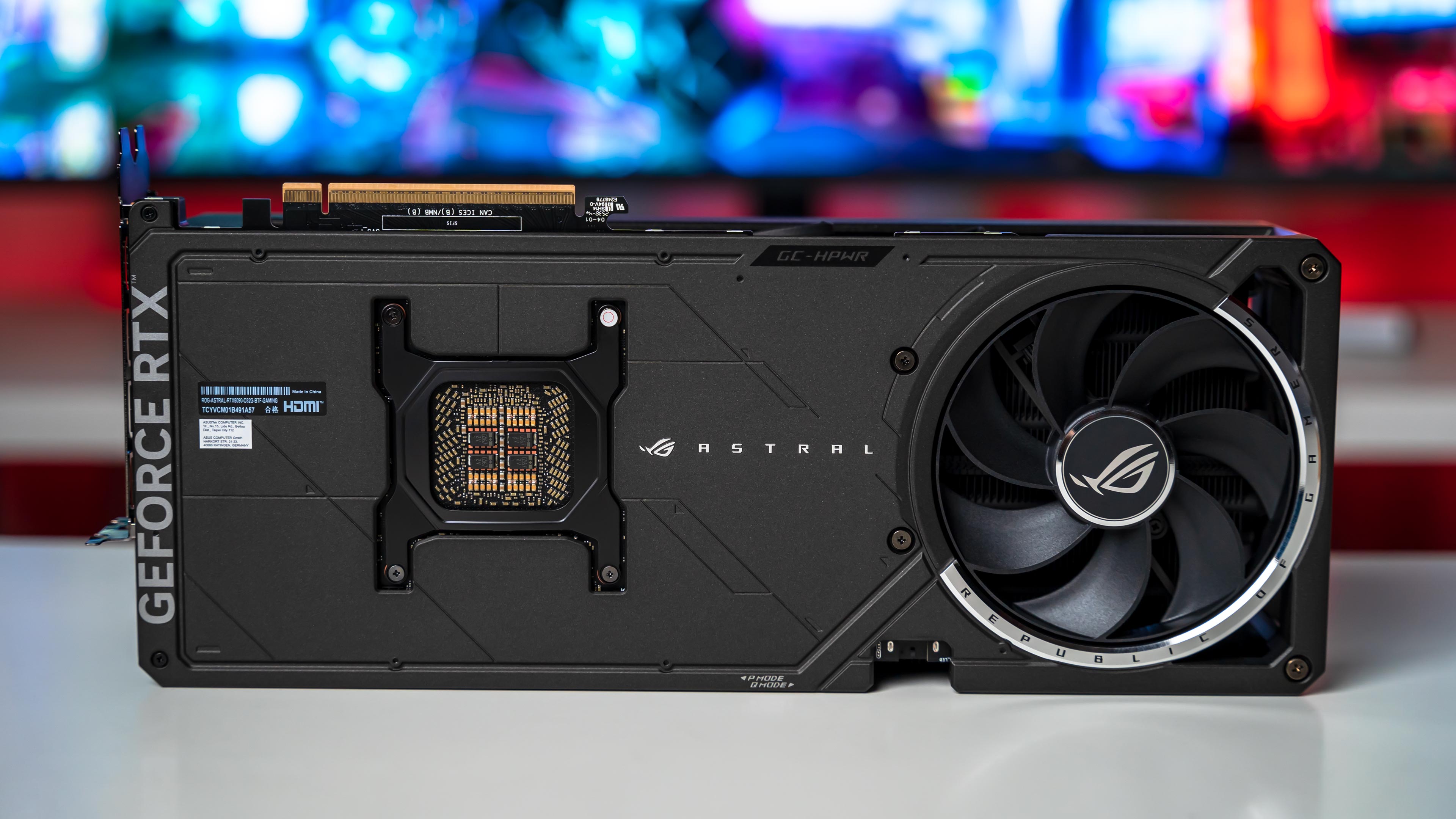 ASUS ROG Astral RTX 5090 BTF Edition GPU (20)