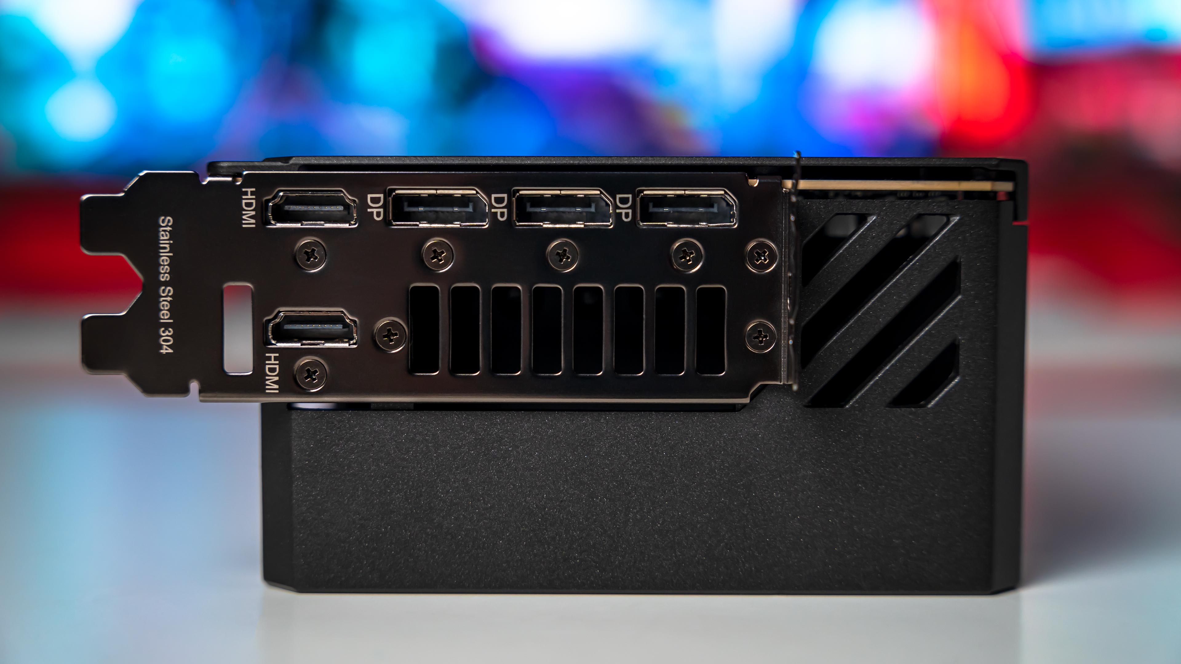 ASUS ROG Astral RTX 5090 BTF Edition GPU (53)
