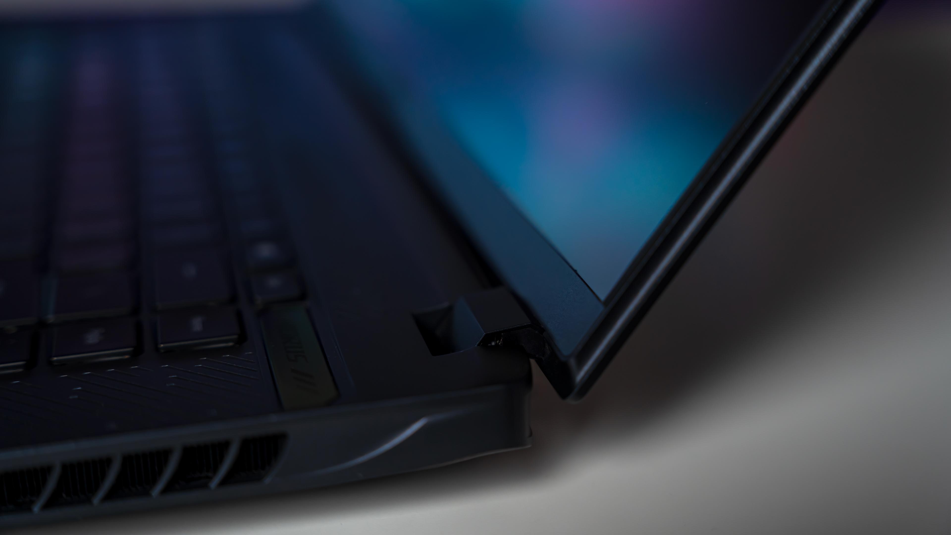 Aorus Elite 16 AE6H Hung (7)