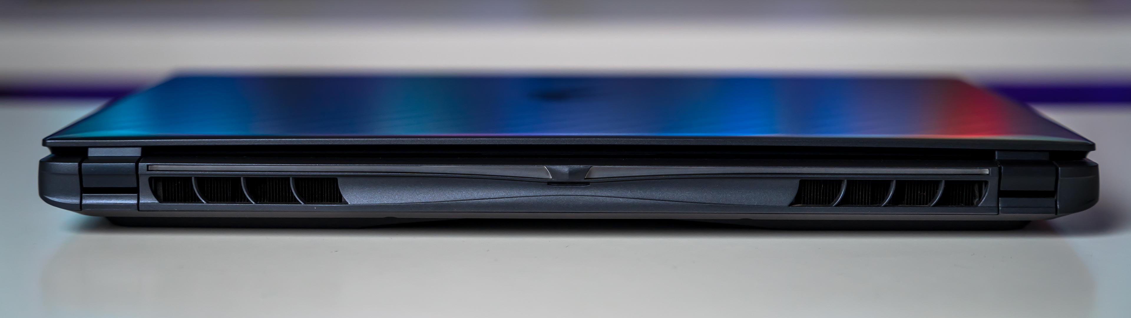 Aorus Elite 16 AE6H Inputs (1)