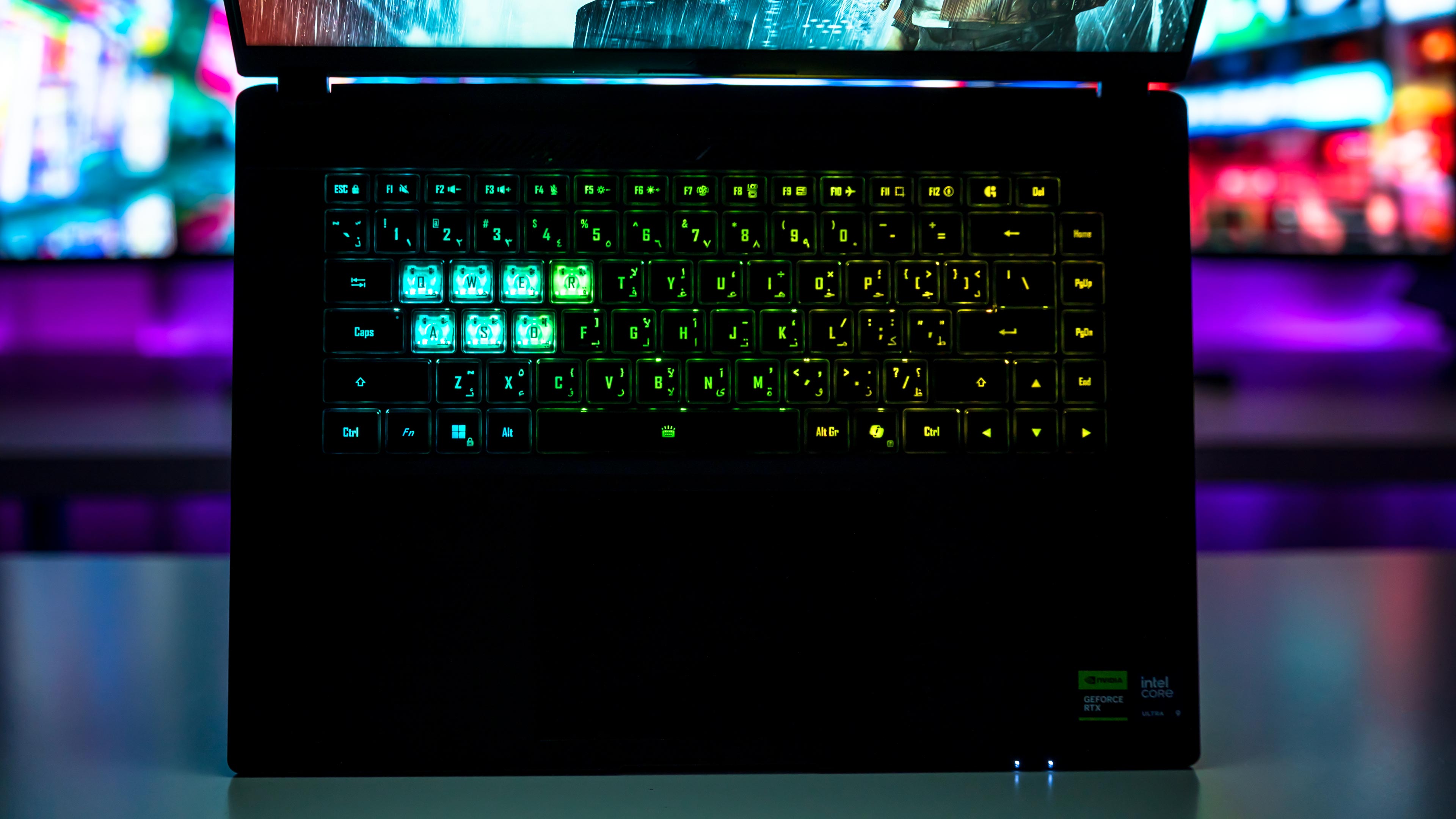 Aorus Elite 16 AE6H RGB (10)