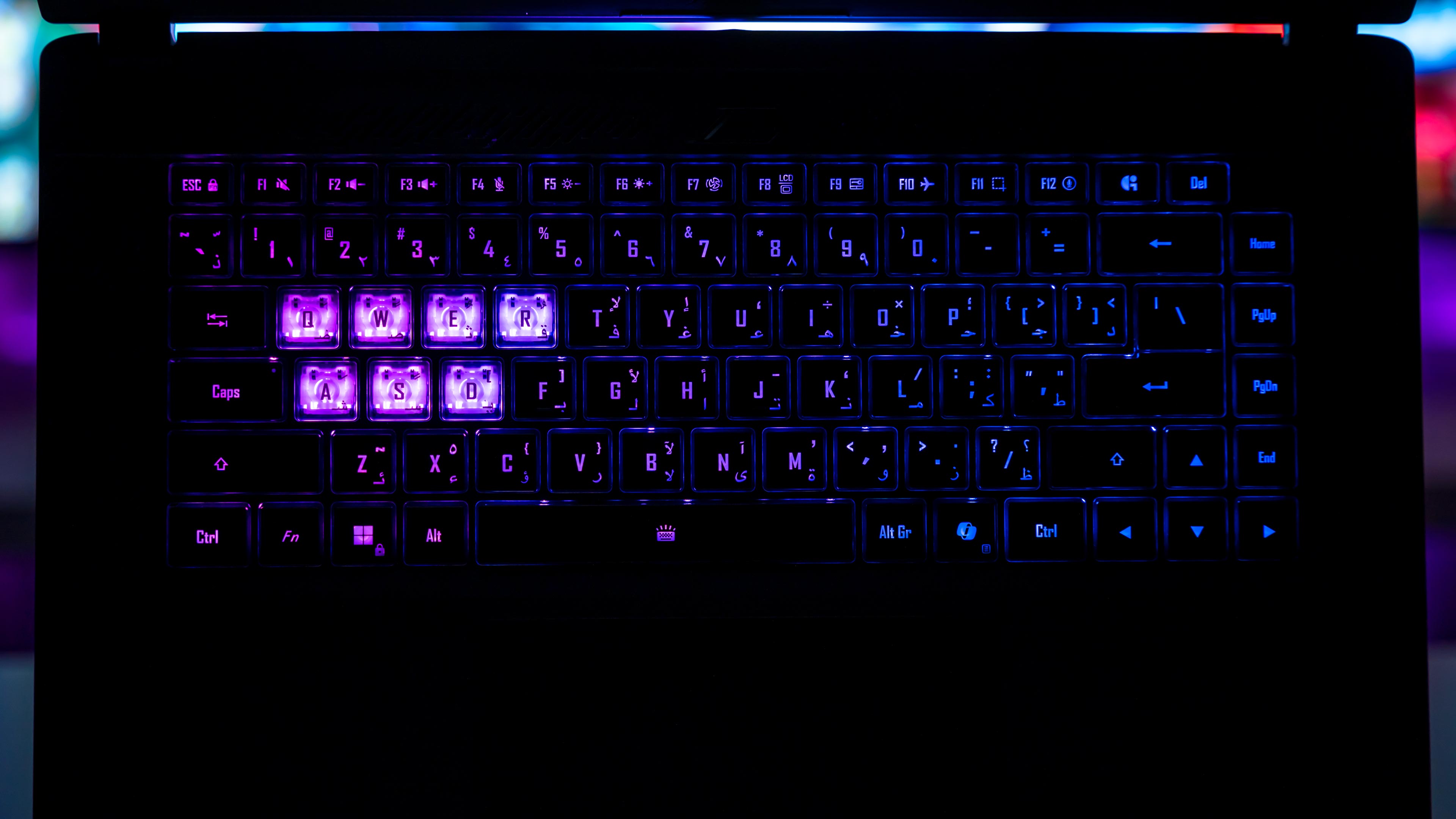 Aorus Elite 16 AE6H RGB (11)