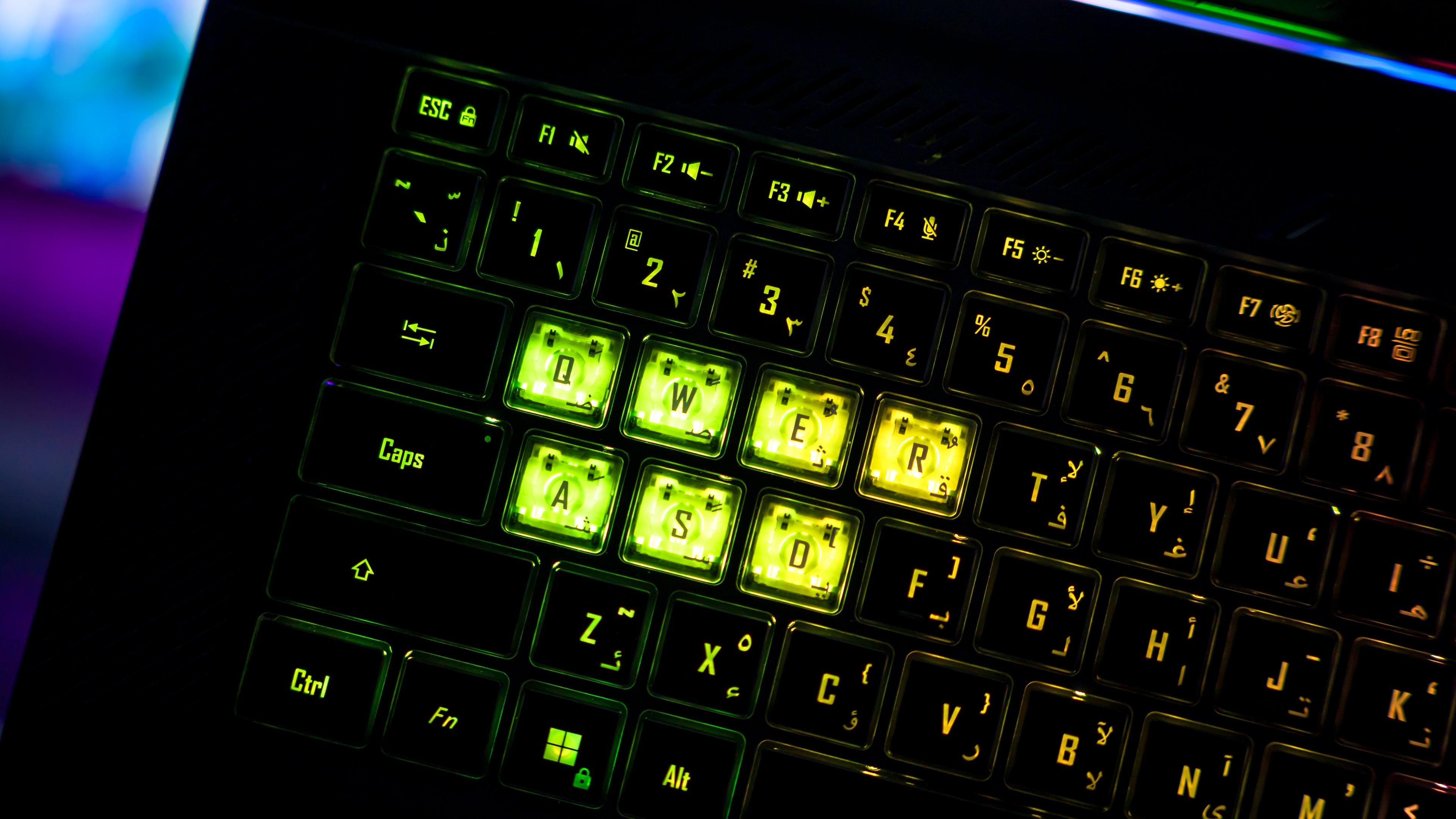 Aorus Elite 16 AE6H RGB (12)