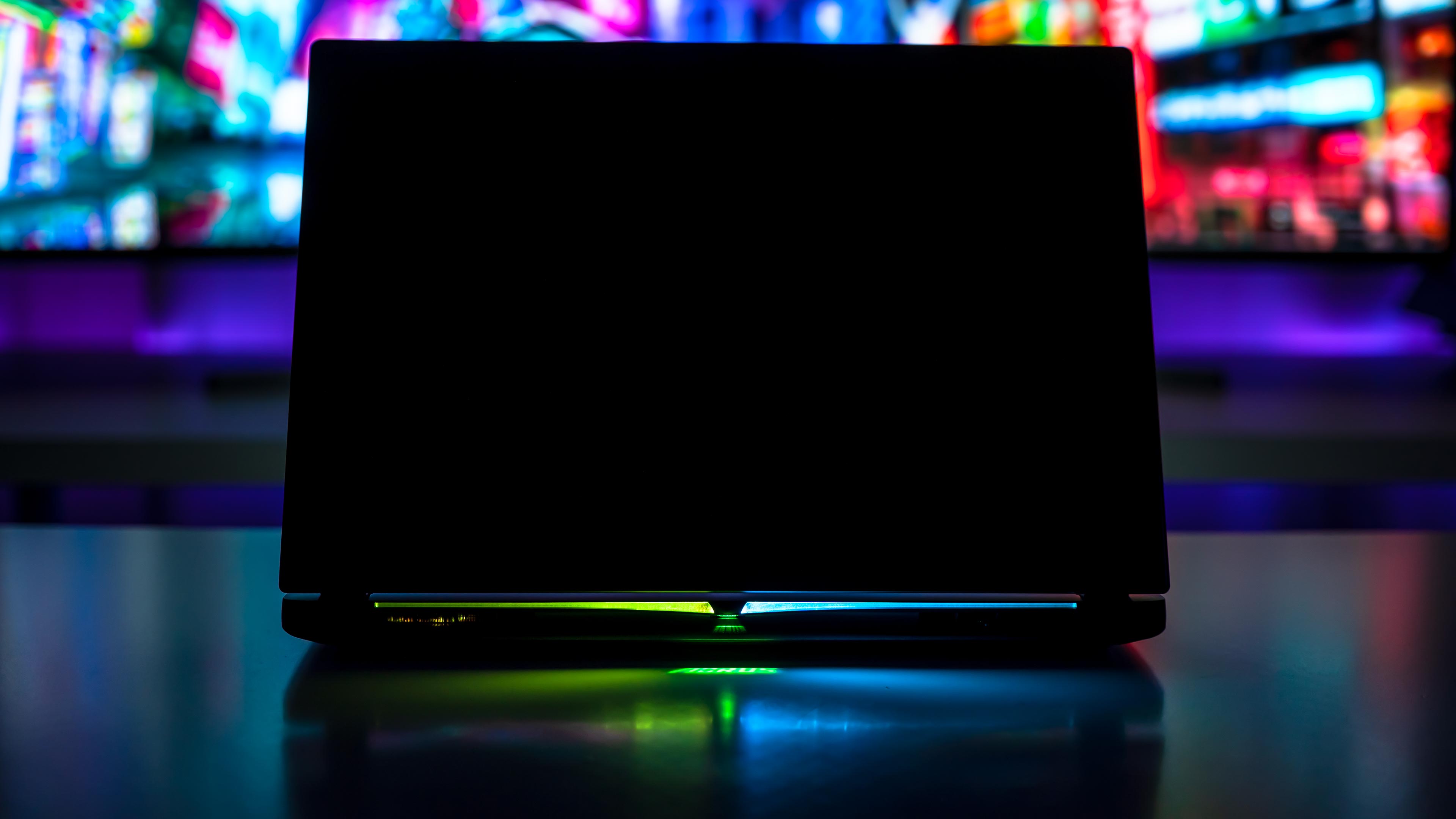 Aorus Elite 16 AE6H RGB (4)