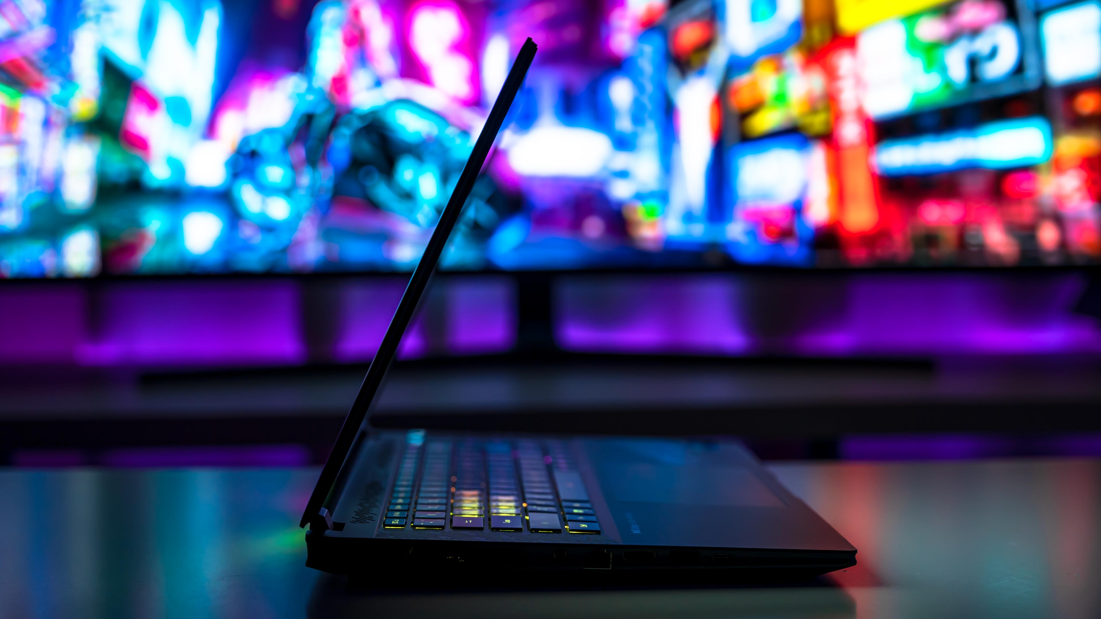 Aorus Elite 16 AE6H RGB (7)