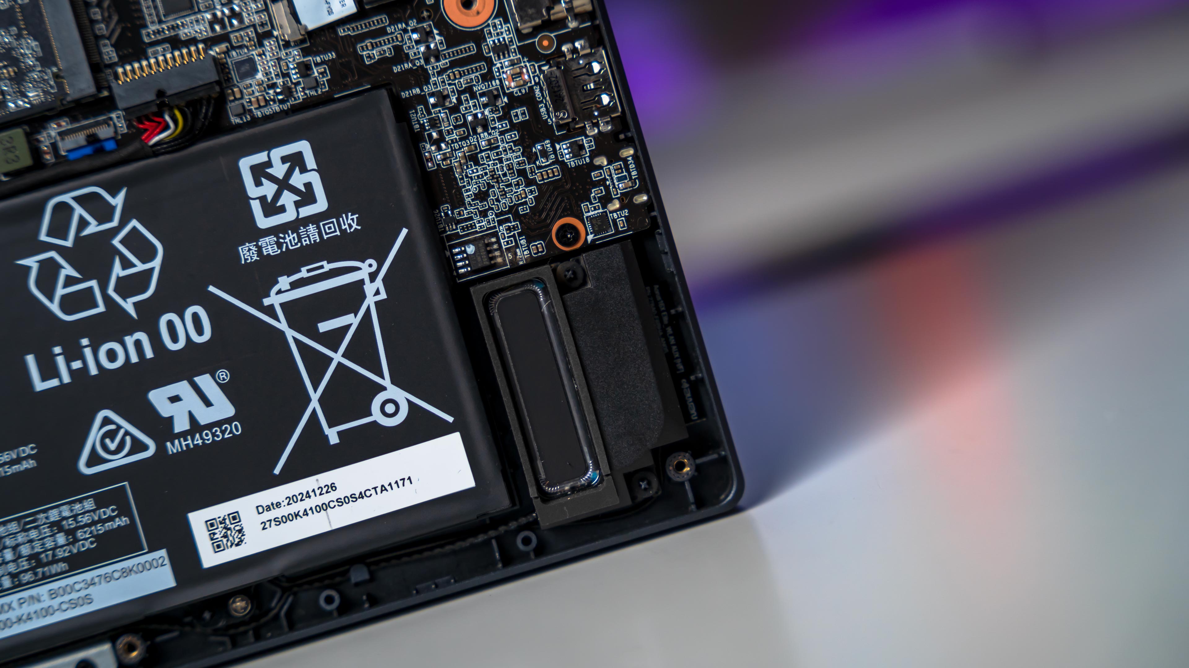 Aorus Elite 16 AE6H Upgrade (10)