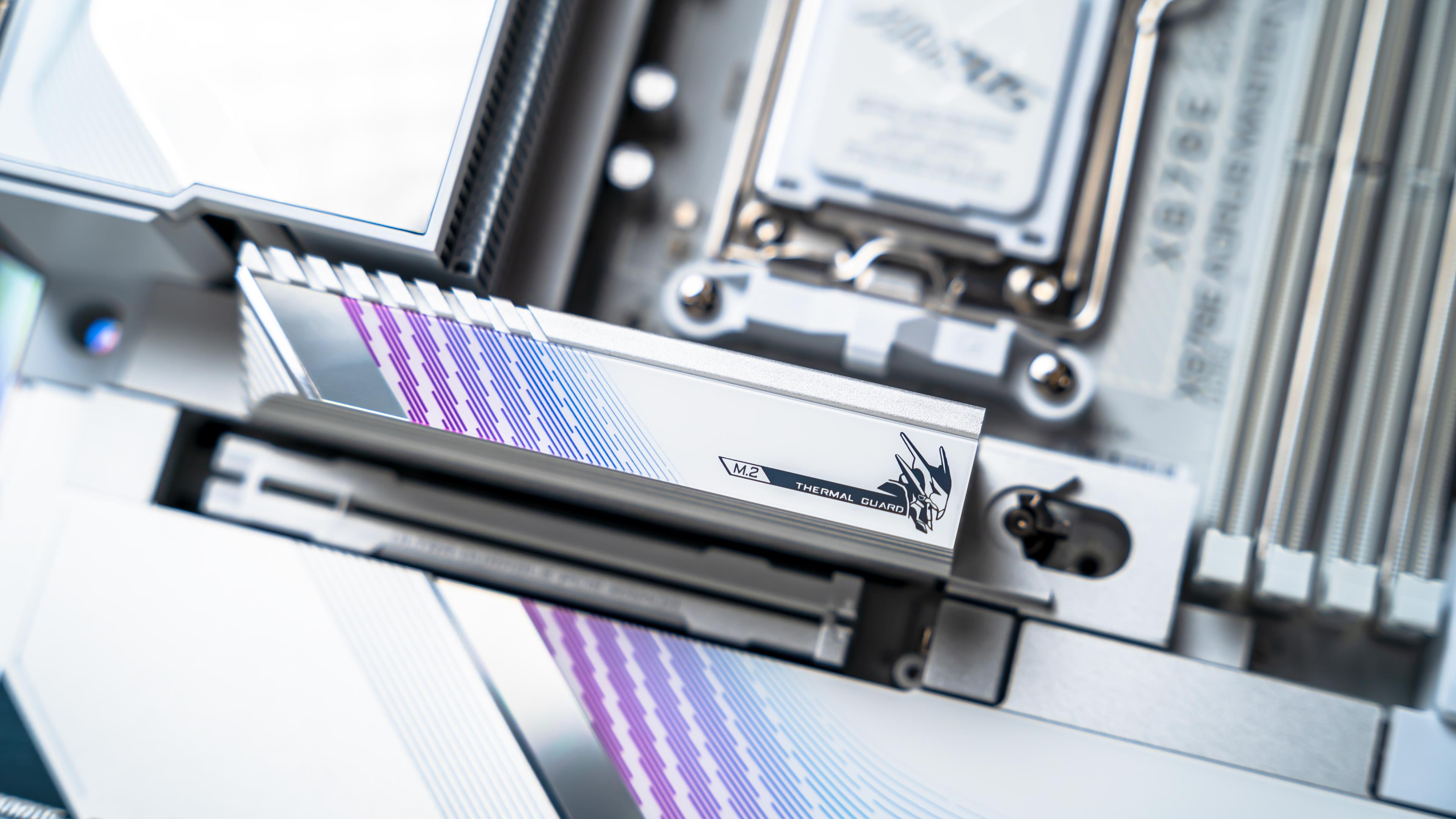 Aorus X870E Master X3D ICE Motherboard (15)