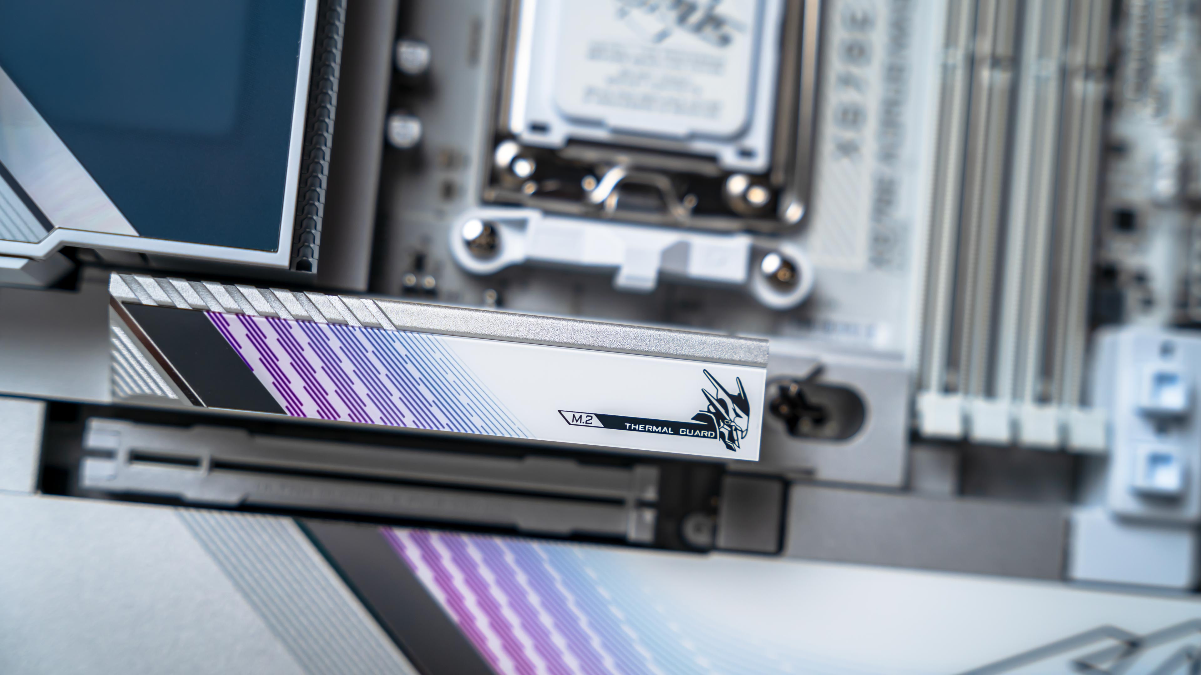 Aorus X870E Master X3D ICE Motherboard (16)