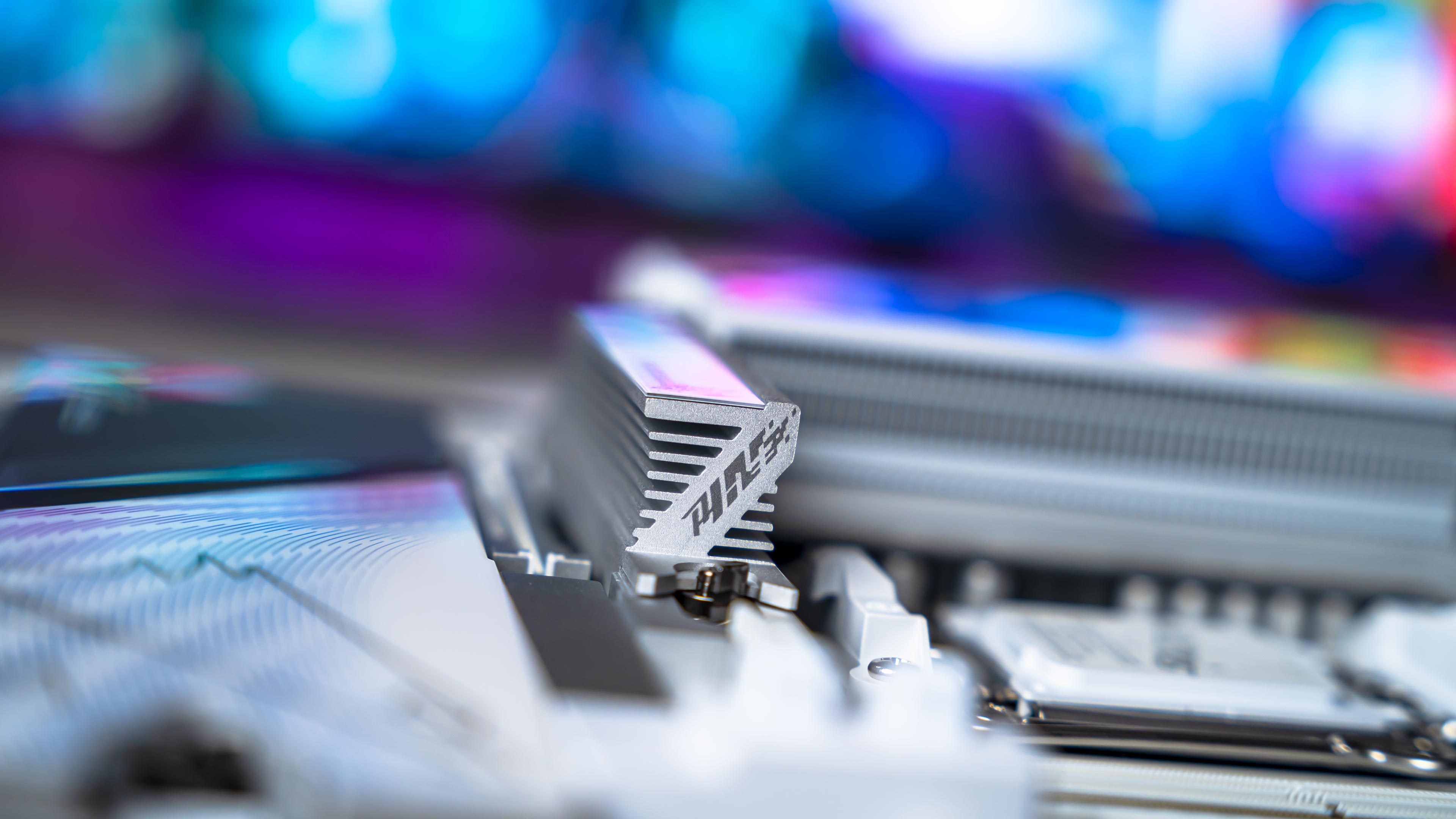 Aorus X870E Master X3D ICE Motherboard (37)