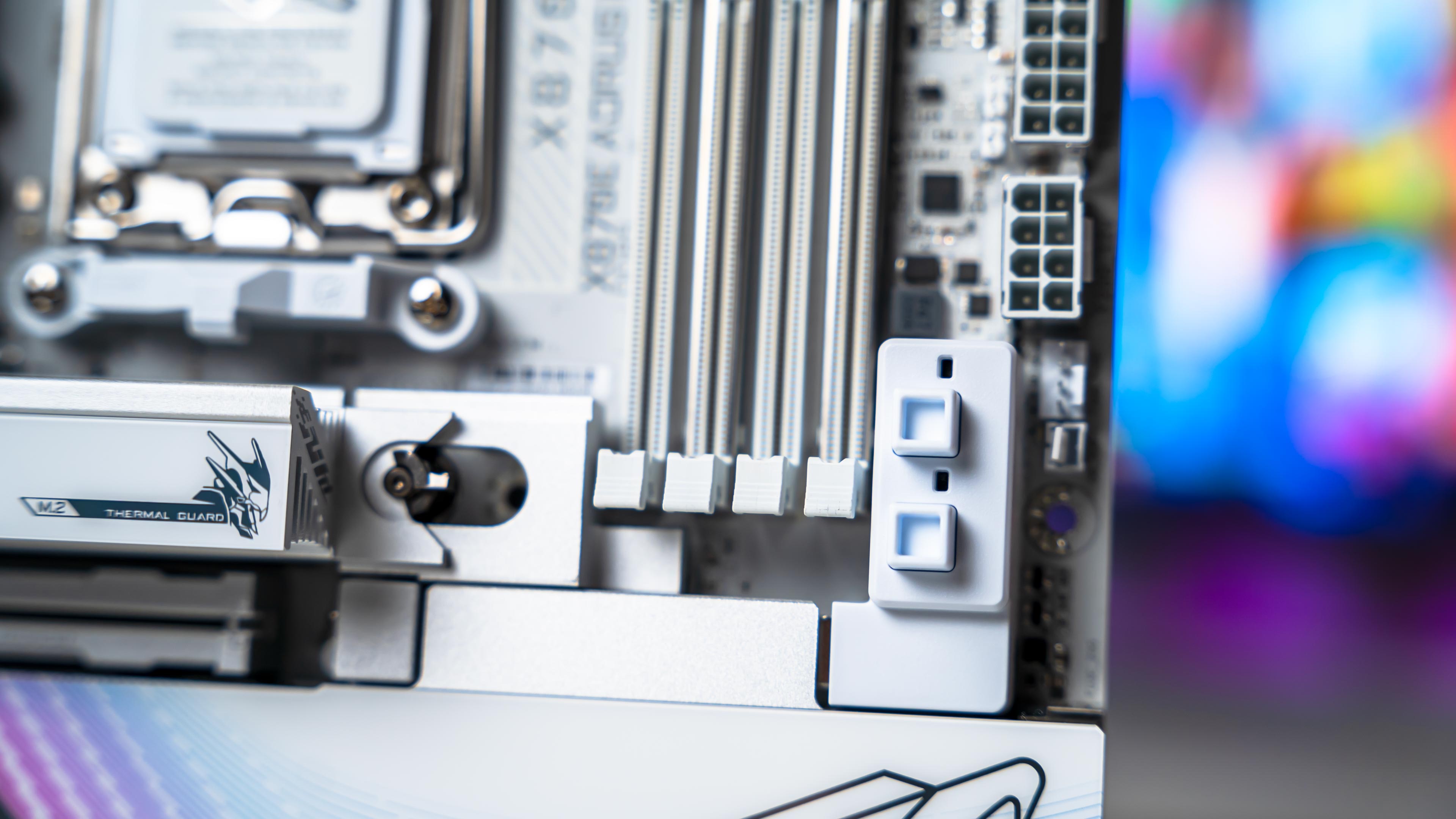 Aorus X870E Master X3D ICE Motherboard (9)