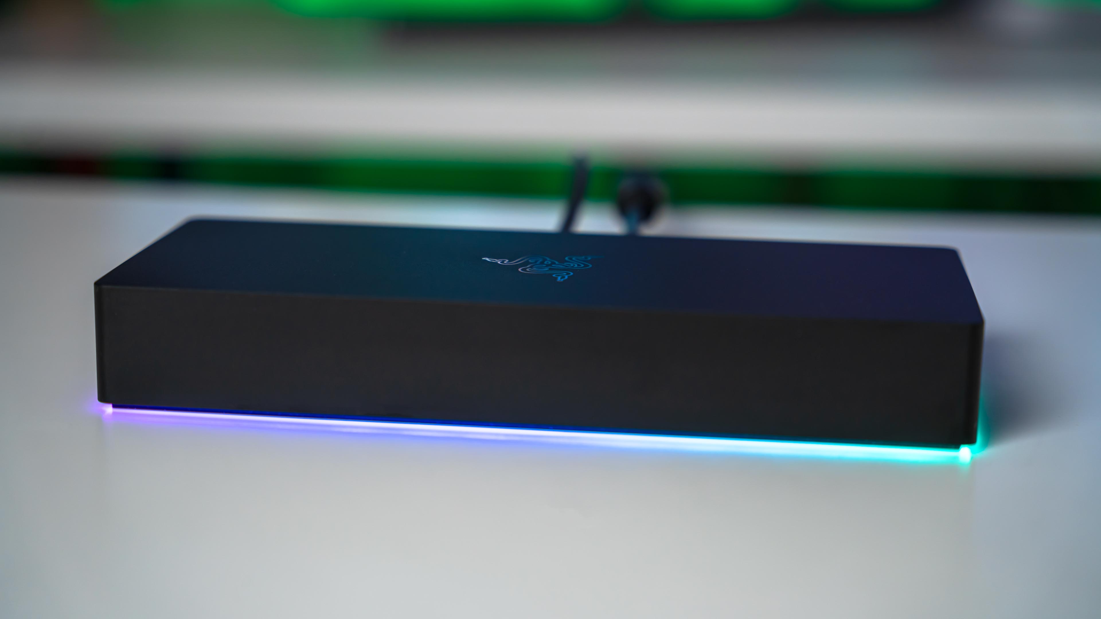 Razer Thunderbolt 5 Dock Chroma RGB (2)