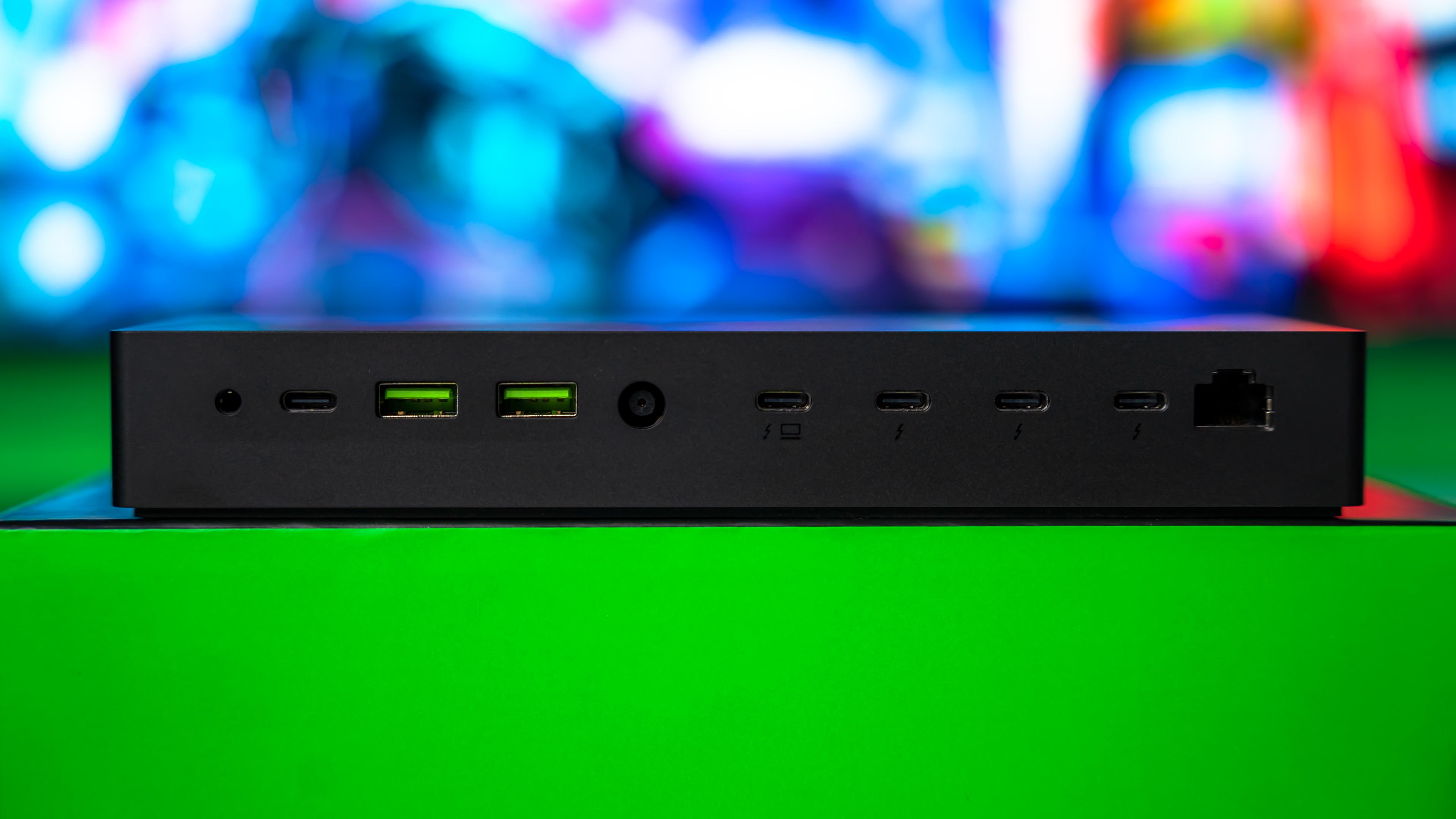 Razer Thunderbolt 5 Dock Chroma Unit (11)