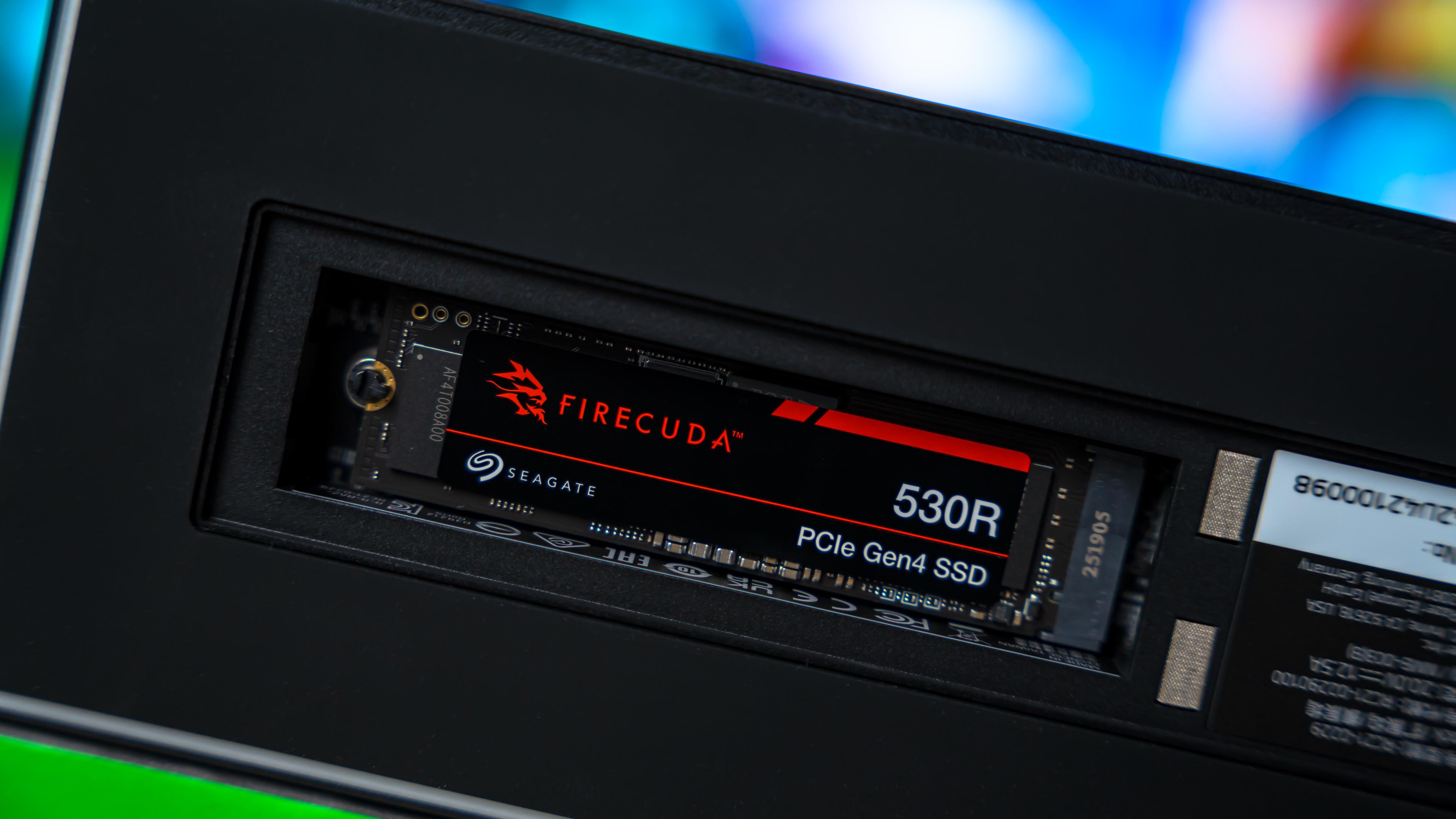 Razer Thunderbolt 5 Dock Chroma Unit (8)