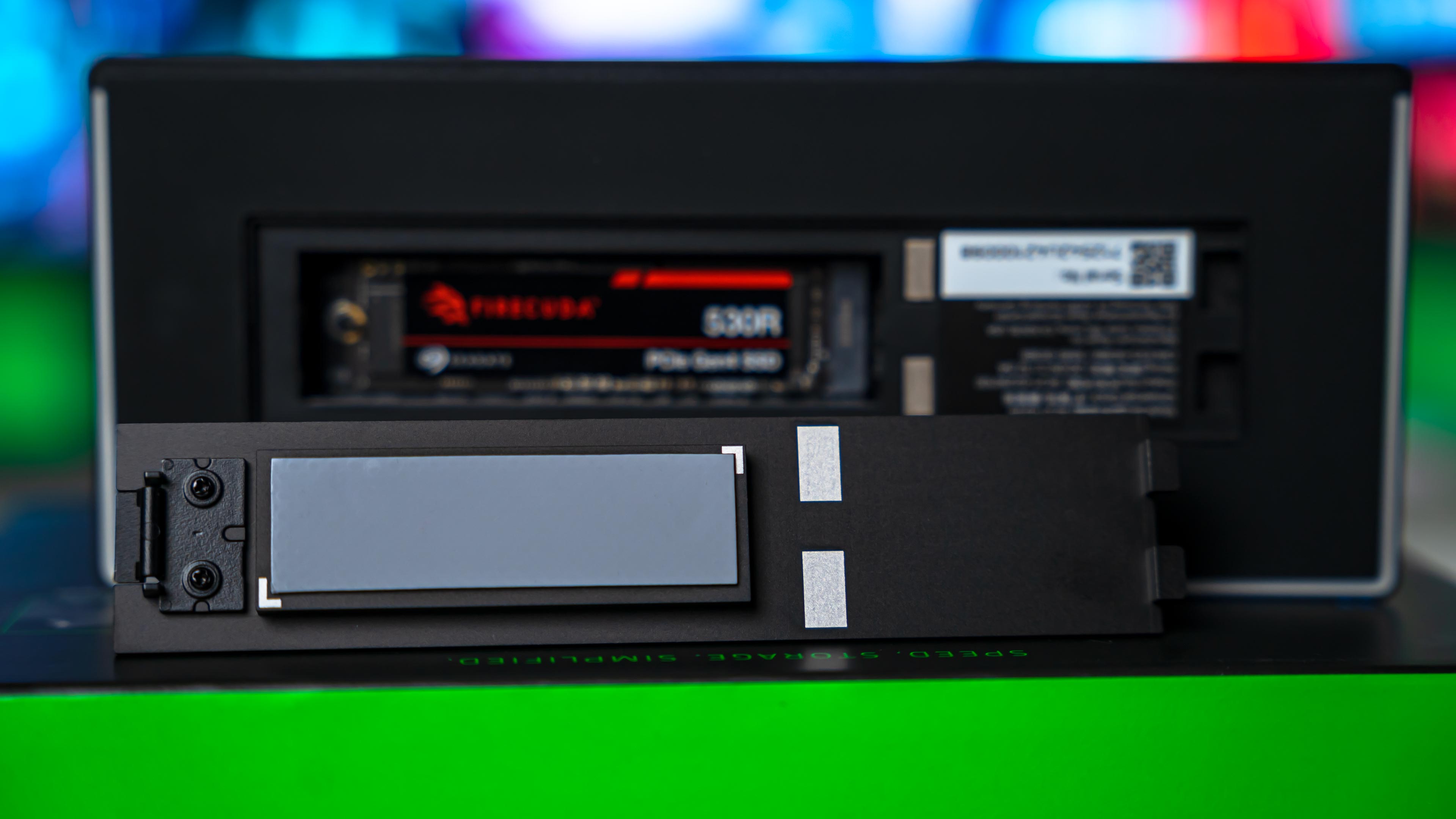 Razer Thunderbolt 5 Dock Chroma Unit (9)