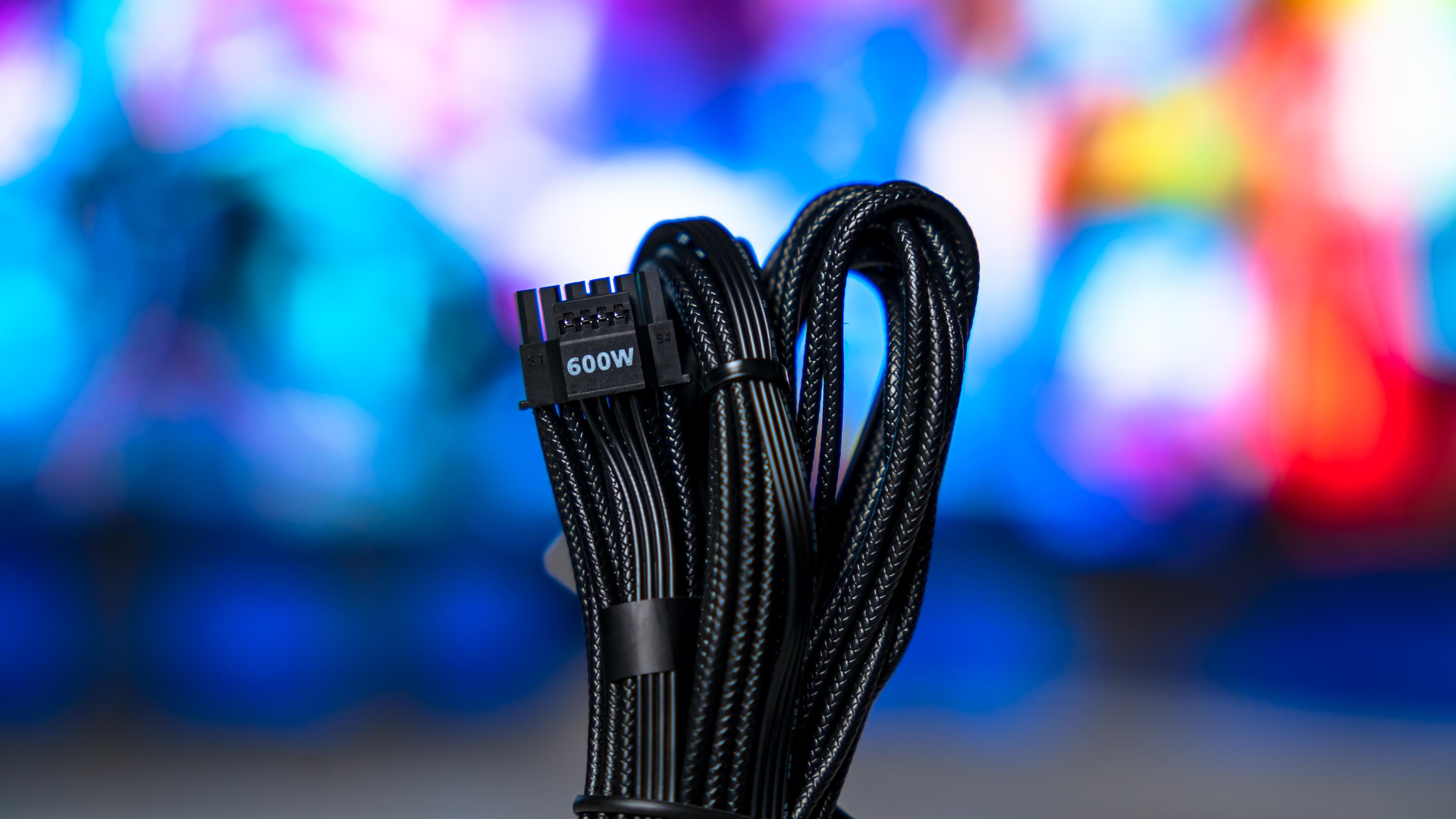 Seasonic Vertex GX-1000 Box (13) Seasonic Vertex GX-1000 Box (13)