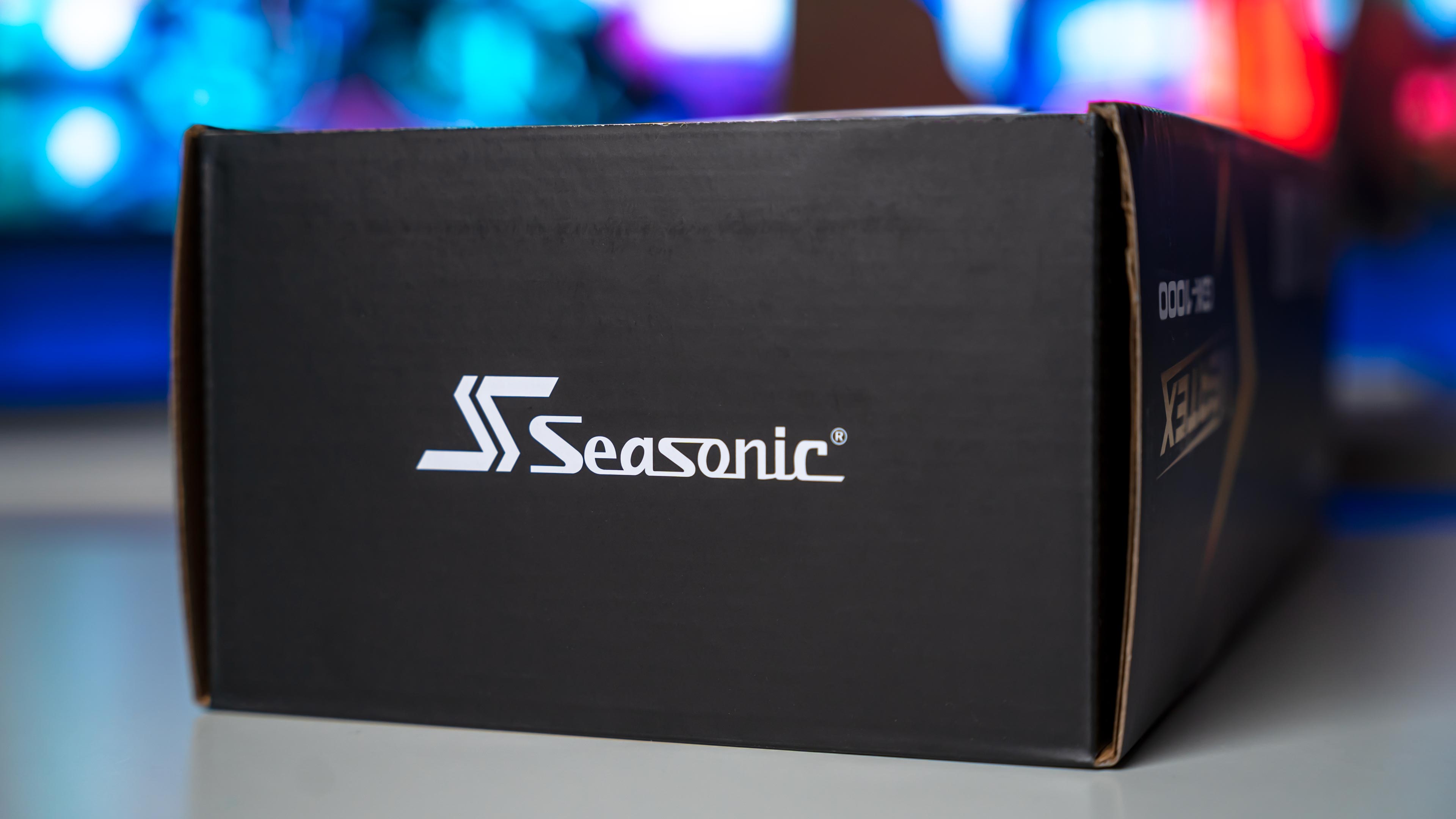 Seasonic Vertex GX-1000 Box (8) Seasonic Vertex GX-1000 Box (8)