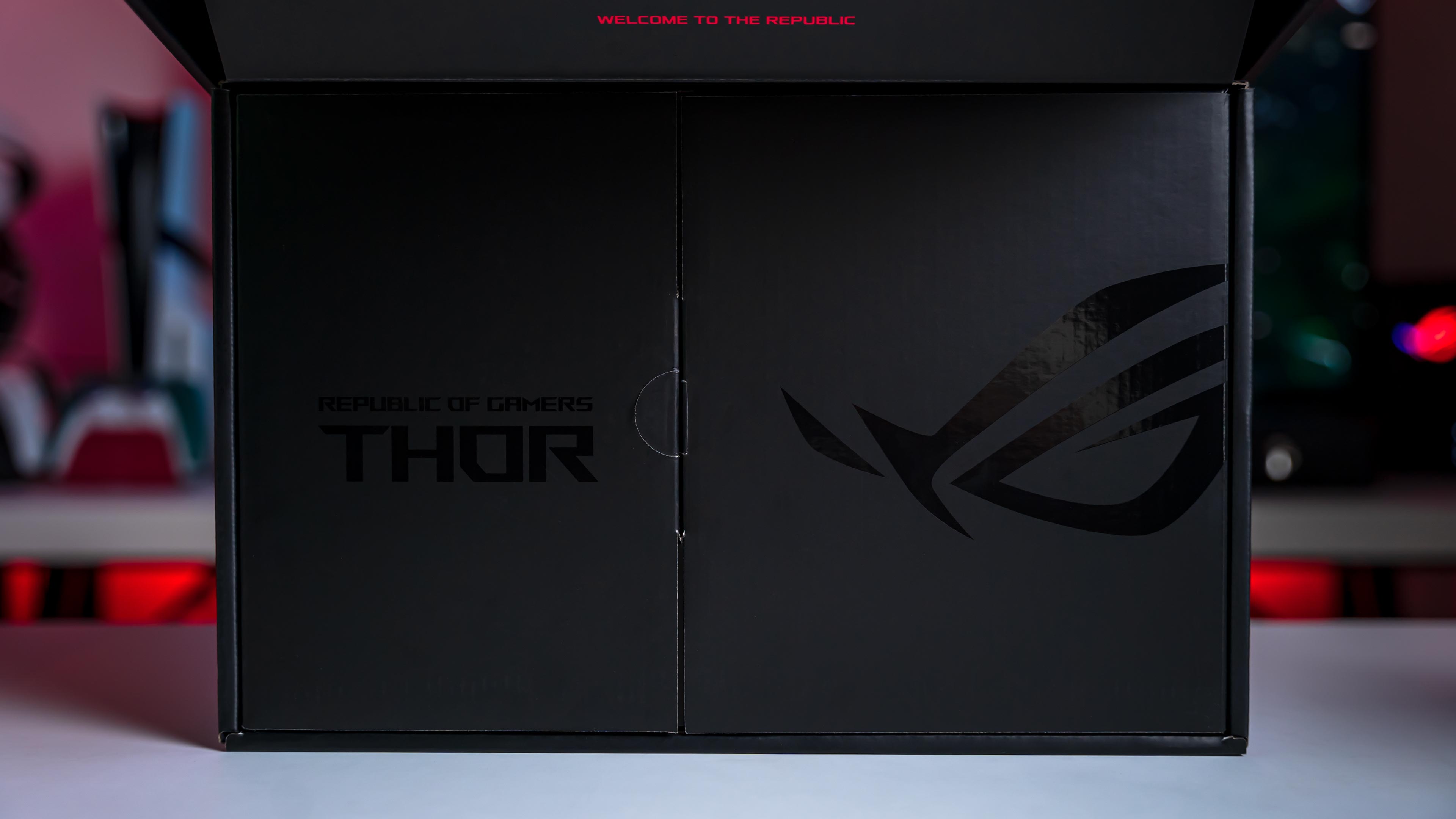 ASUS ROG THOR 1200W Platinum III Box (11)